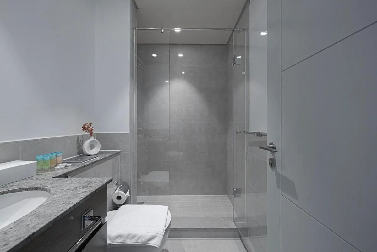 Downtown Dubai 4Br High-Floor Luxury That Sleeps 9 Apartment