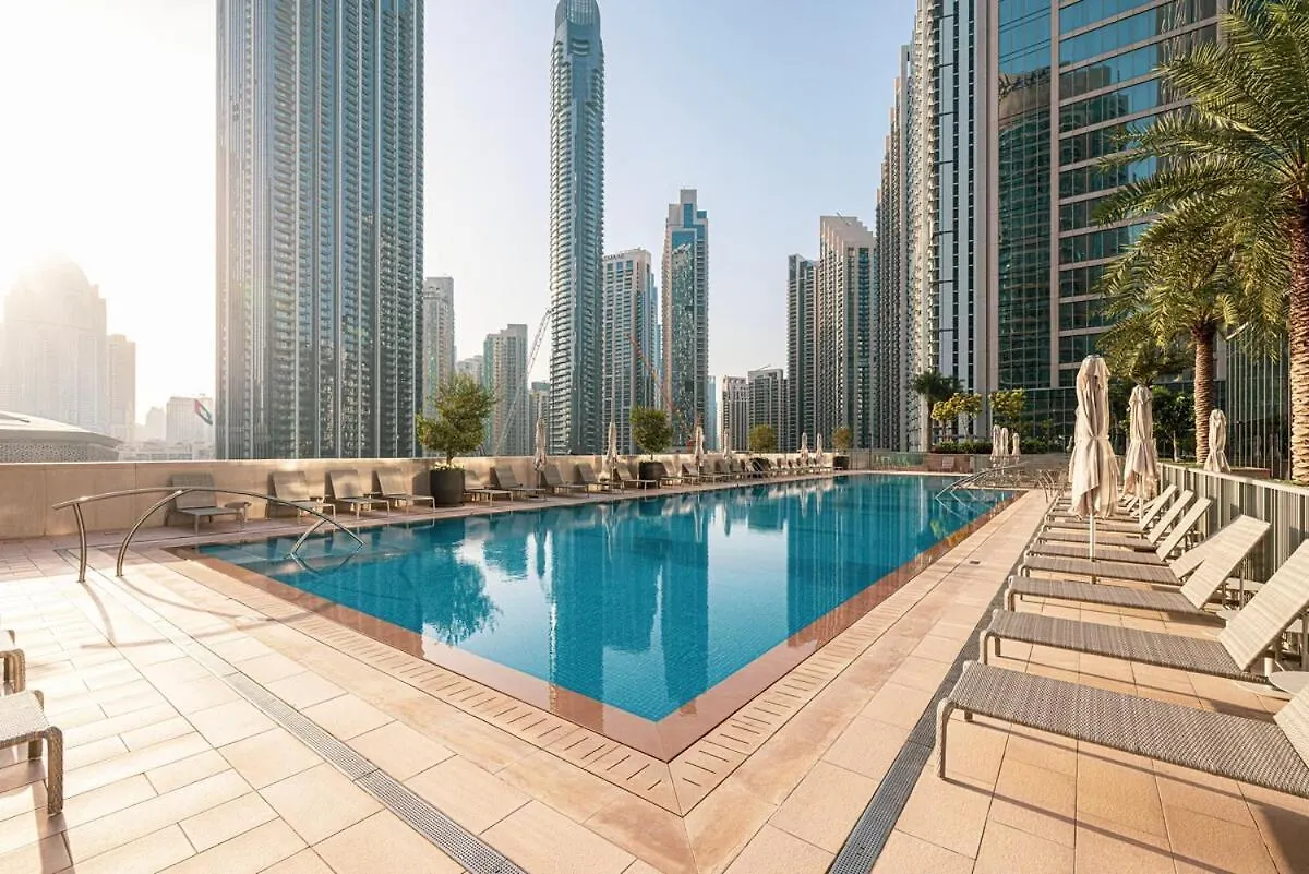Downtown Dubai 4Br High-Floor Luxury That Sleeps 9 Apartment