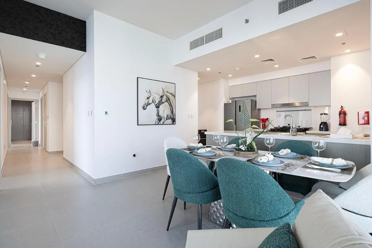 Downtown Dubai 4Br High-Floor Luxury That Sleeps 9 0*,  United Arab Emirates