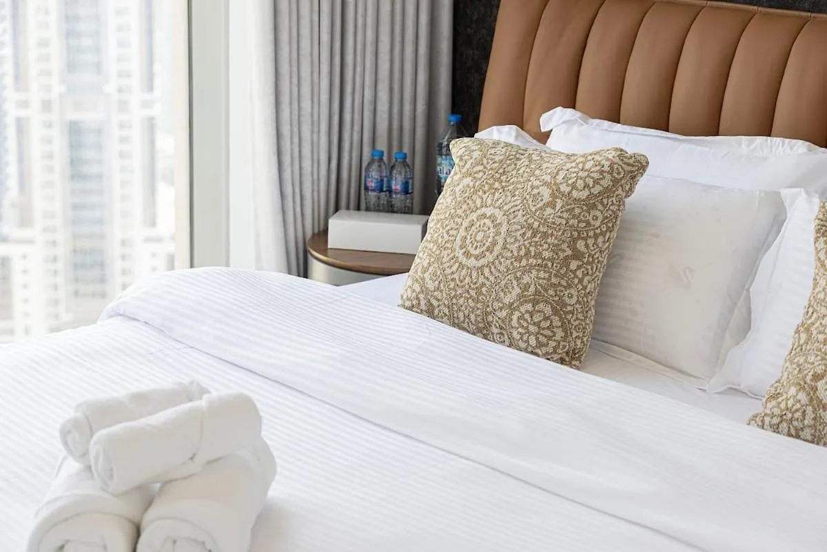 Downtown Dubai 4Br High-Floor Luxury That Sleeps 9 0*,  United Arab Emirates