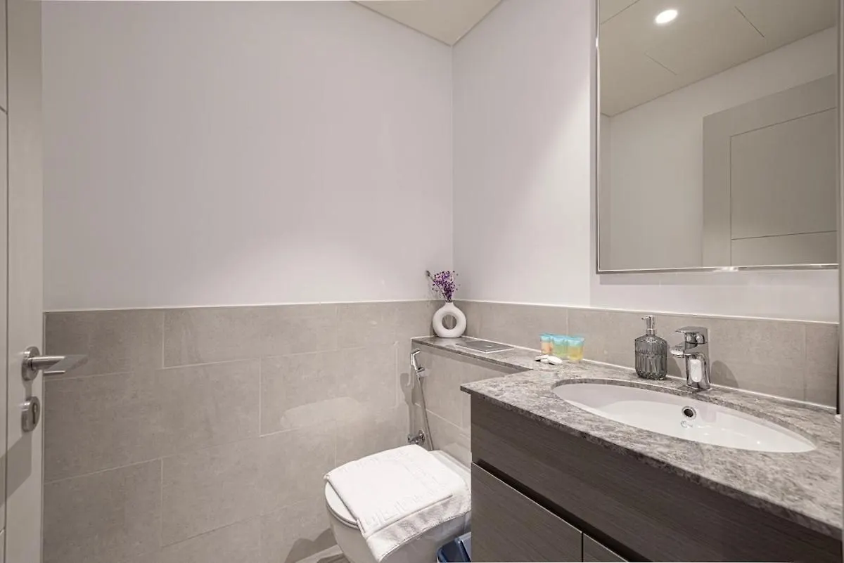 Downtown Dubai 4Br High-Floor Luxury That Sleeps 9 United Arab Emirates