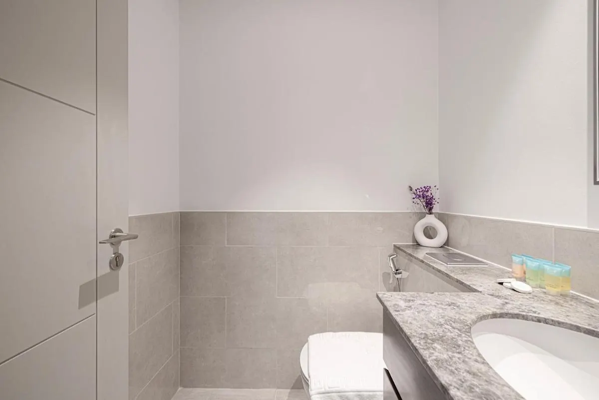 Downtown Dubai 4Br High-Floor Luxury That Sleeps 9 0*,