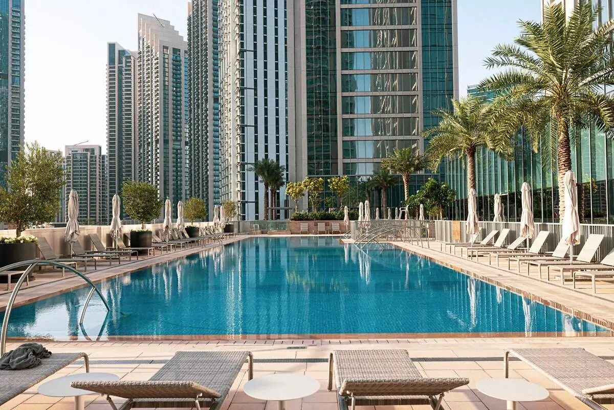 Downtown Dubai 4Br High-Floor Luxury That Sleeps 9 Apartment