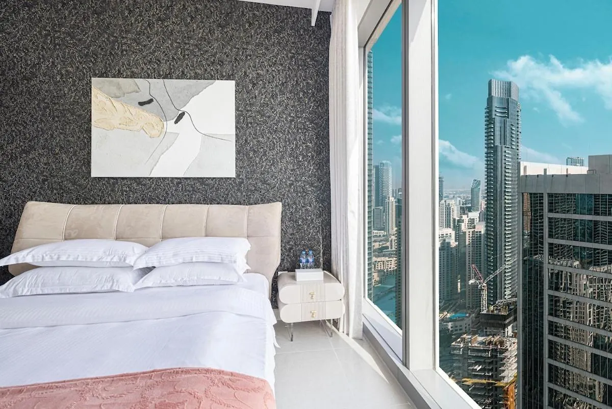Apartment Downtown Dubai 4Br High-Floor Luxury That Sleeps 9